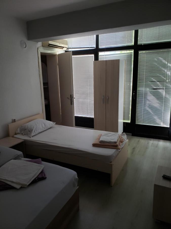 Hostel Bela Ohrid Buitenkant foto