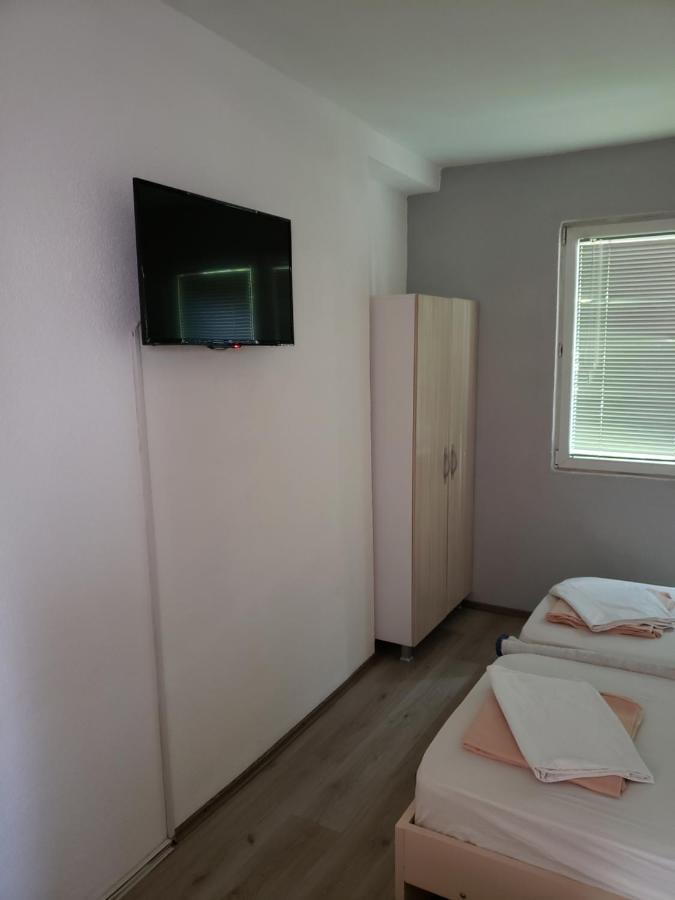 Hostel Bela Ohrid Buitenkant foto